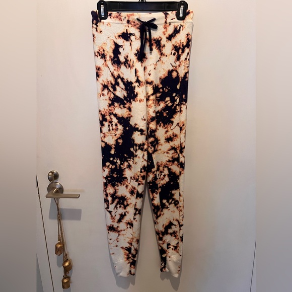 Central Park West Sweatpants Size XS - Picture 2 of 4